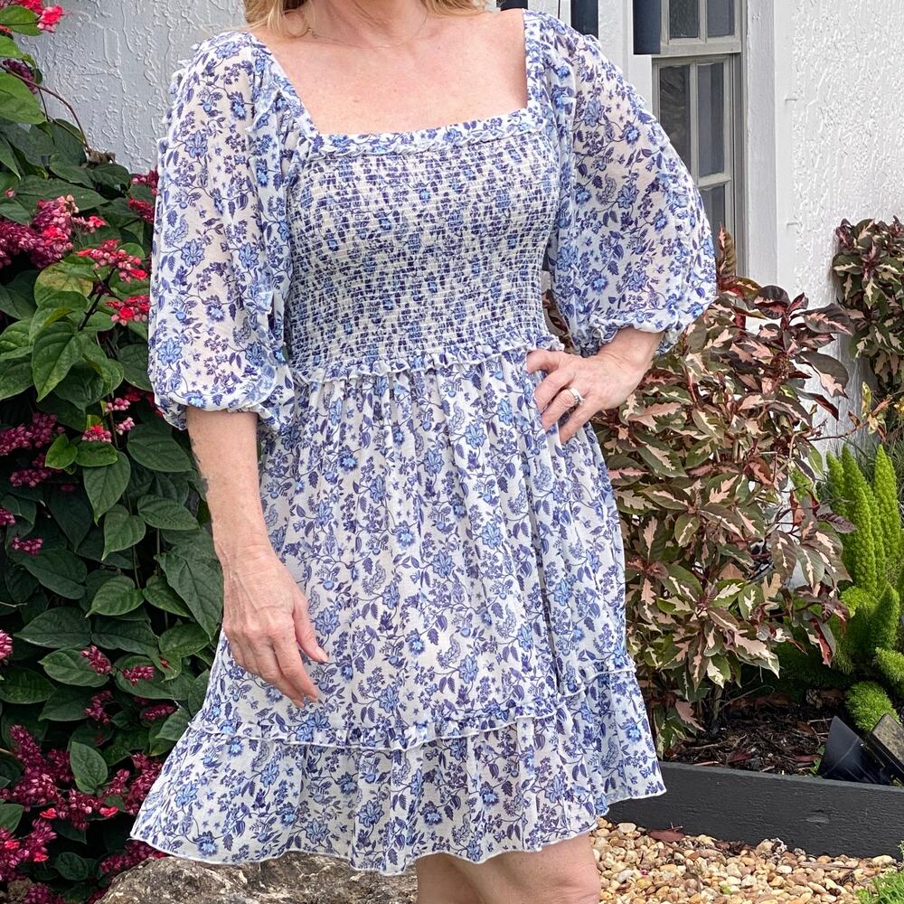 Super Natural Secret Mission Floral Chiffon Smocked Greenport Dress Blue Sz M